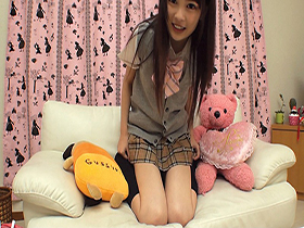 女子●生のお部屋LIVE配信パイパン潮吹きオナニー　　サンプル画像15